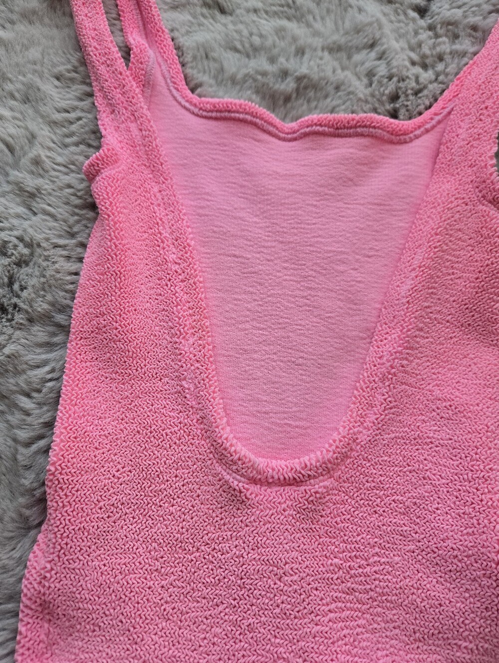 HUNZA G Crinkle Square Neck Bubblegum Swimsuit - Picture 12 of 16